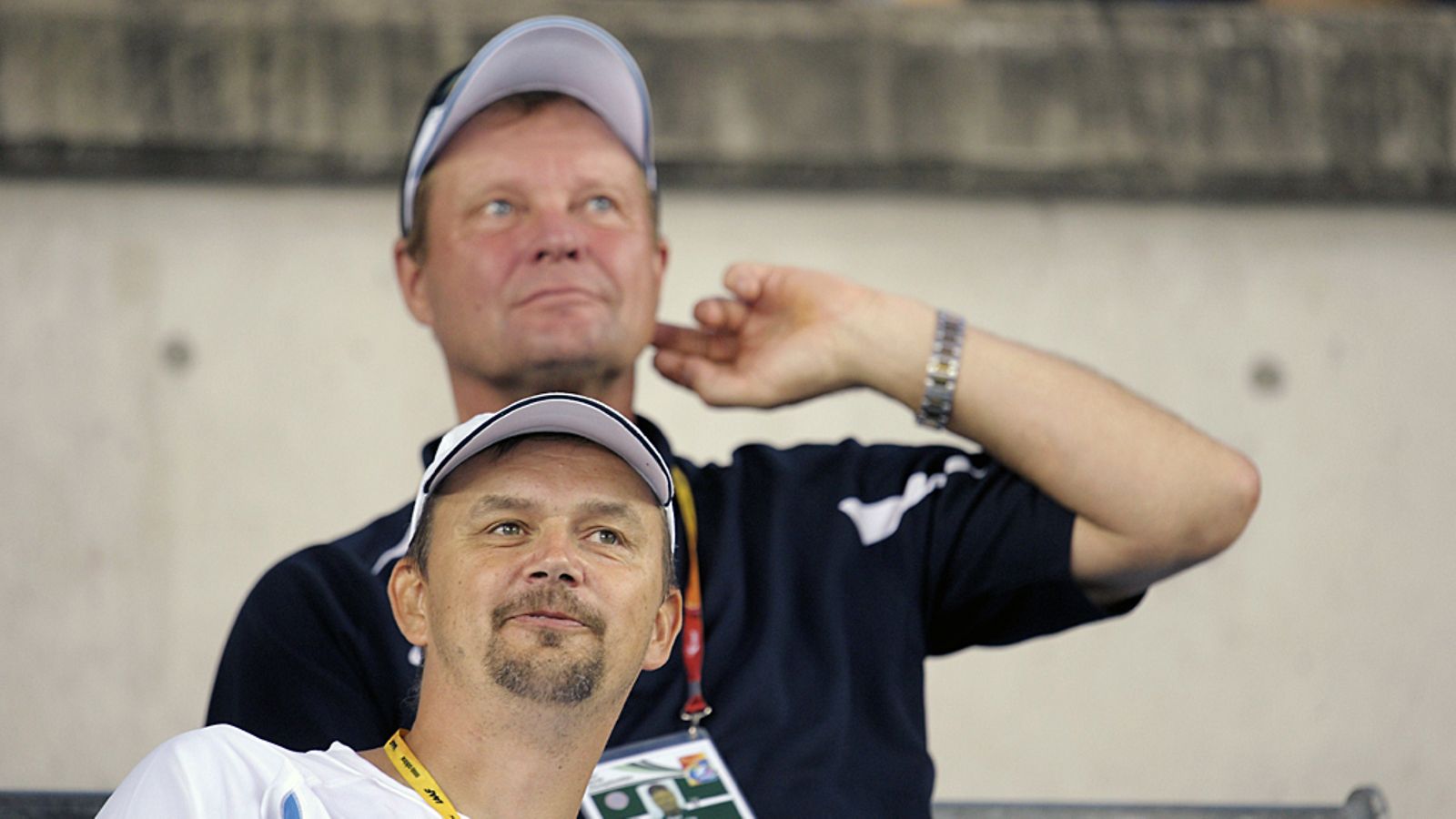 Hannu Kangas (edessä) ja Kari Ihalainen Daegun MM-kisoissa.