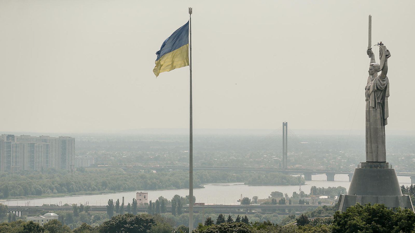 Ukrainan lippu AOP