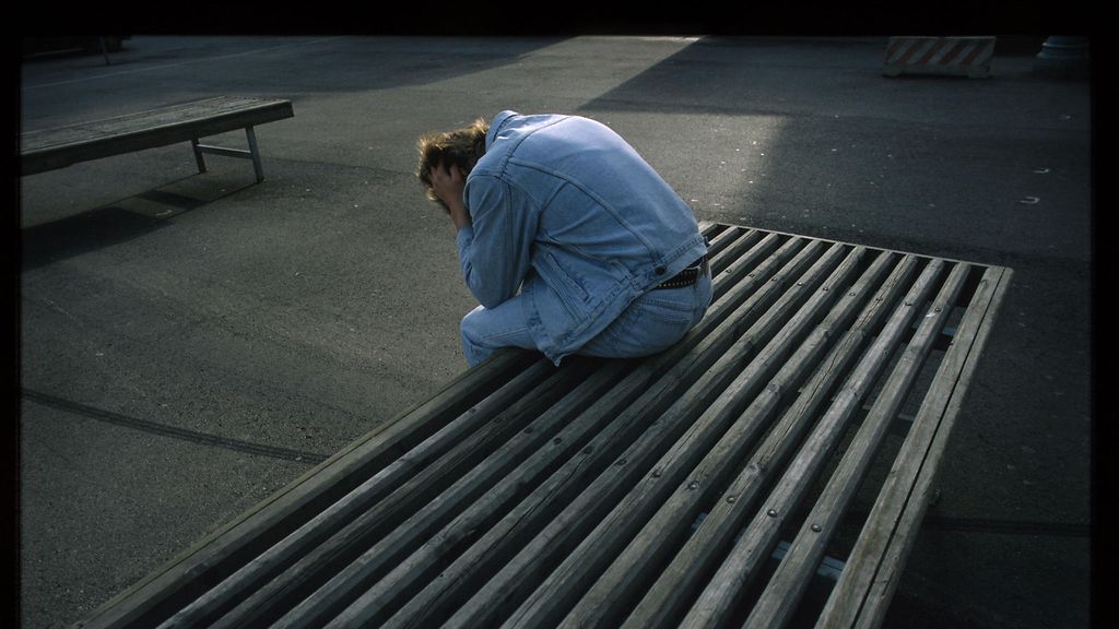 Kysely: Yhä useampi suomalainen kokee yksinäisyyttä