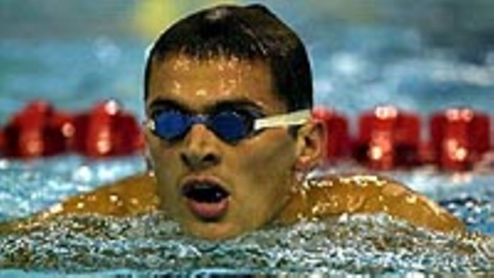 Photo: Ross Kinnaierd/Allsport