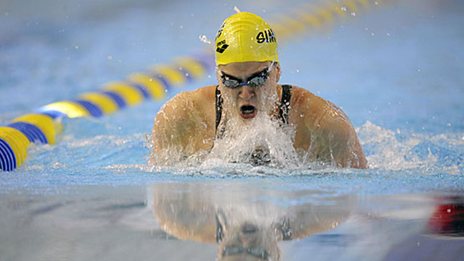 Katja Lehtonen ui SM-kisoissa 2009. Kuva: Heikki Saukkomaa/LEHTIKUVA.