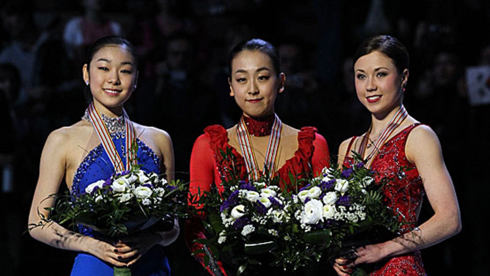 Yu-Na Kim, Mao Asada ja Laura Lepistö. Kuva: Valerio Pennicino/GETTY.
