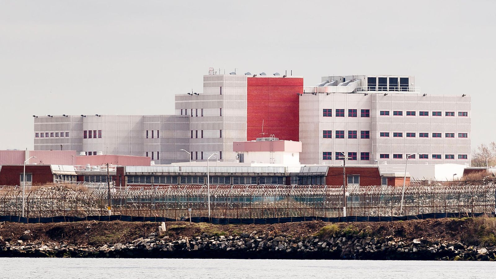 AOP Rikers Island -vankila New York 23122023