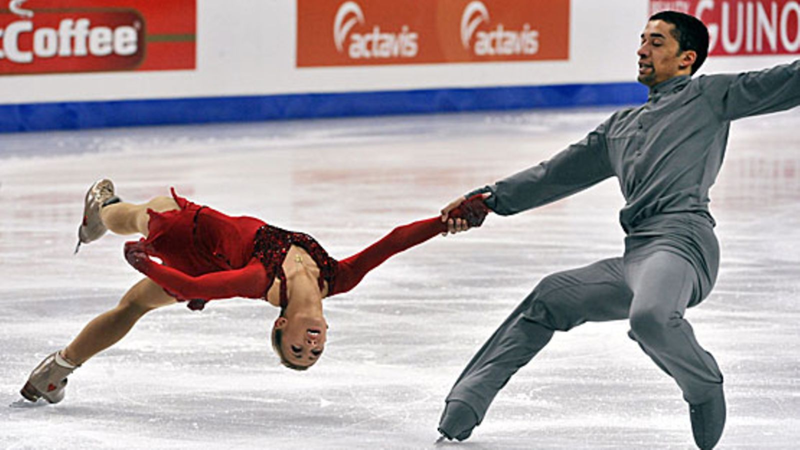 Aliona Savchenko ja Robin Szolkowy, kuva:  Markku Ulander / Lehtikuva