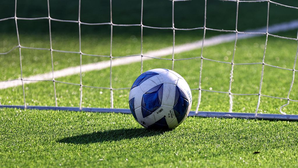 Ryöstäjät avasivat tulen bussia kohti – jalkapalloilija sai surmansa