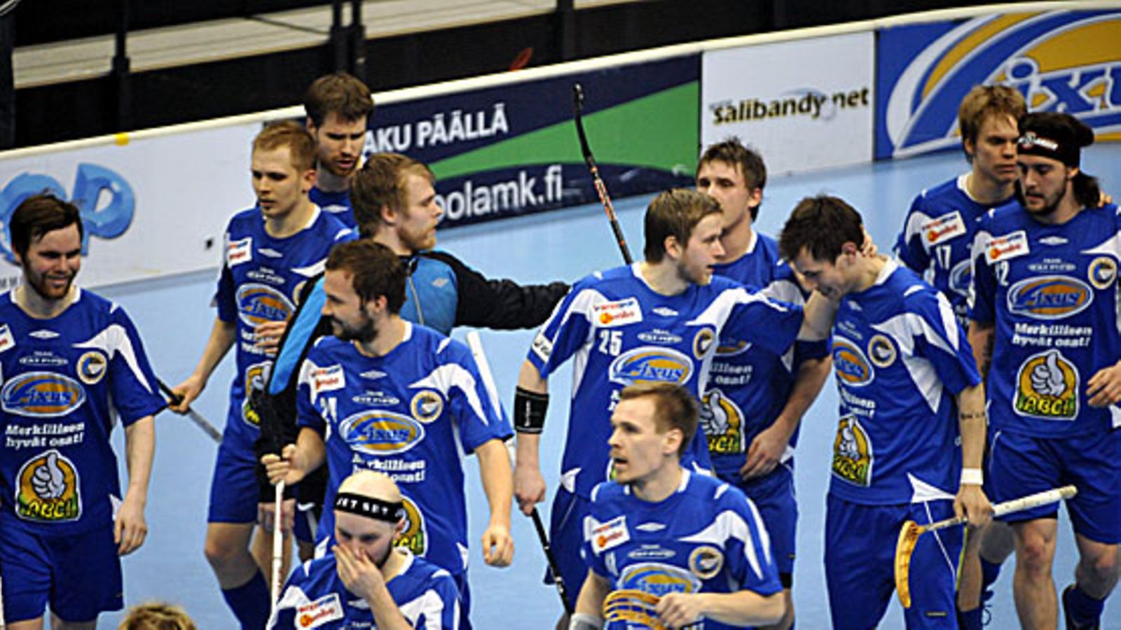 Tapanilan Erä 1-1-maalin jälkeen. Kuva: Sari Gustafsson/LEHTIKUVA.