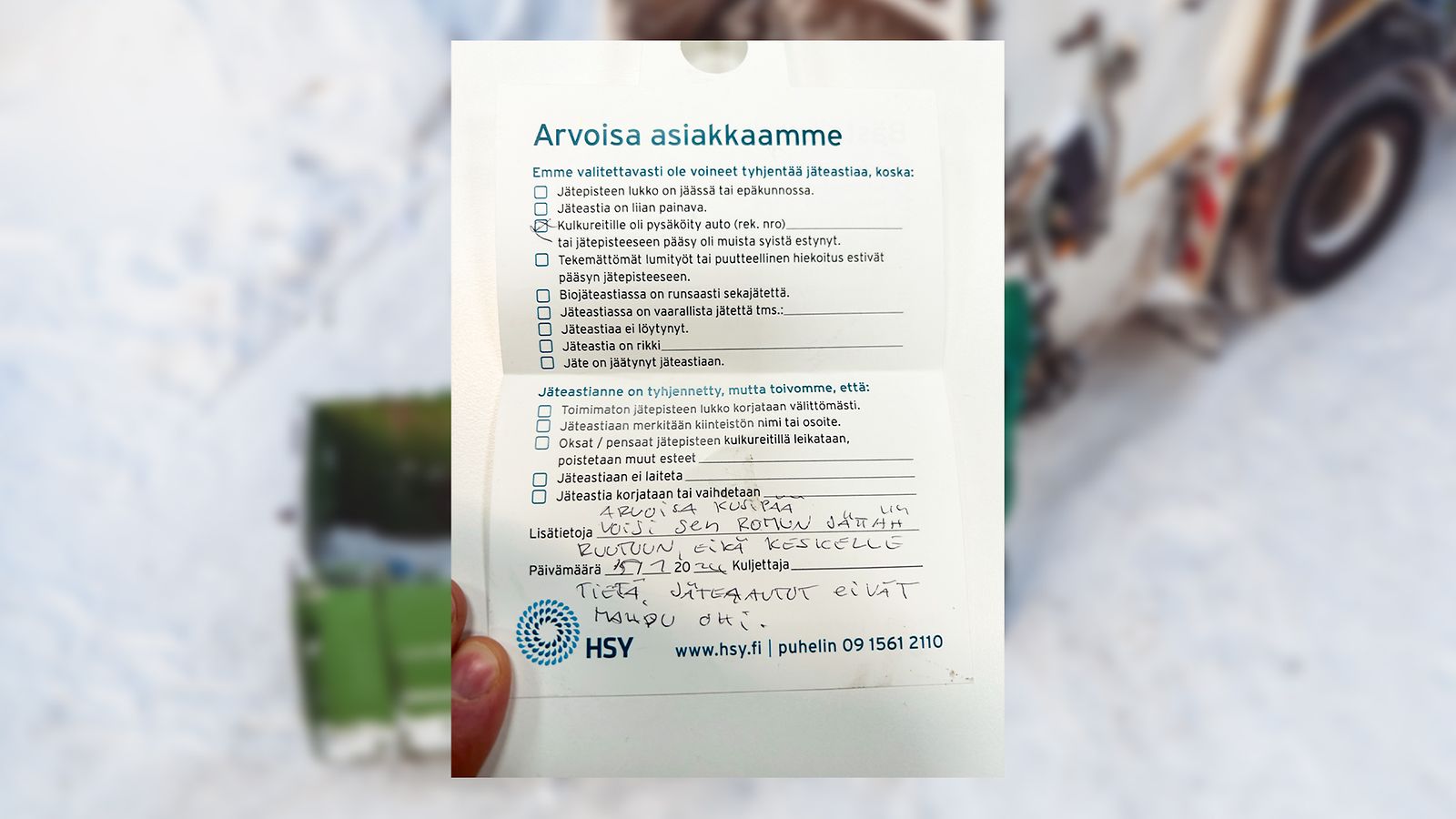 Helsinkiläisautoilija löysi autonsa ovenkahvasta ikävän viestin jäteauton kuljettajalta: "Arvoisa kusipää…"