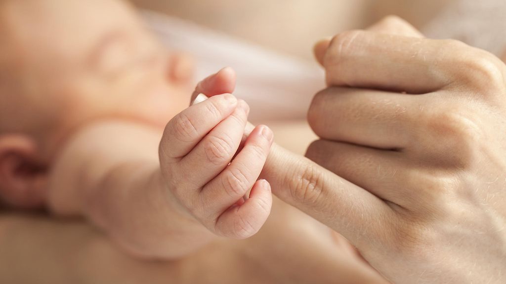 5 000 euroa jokaiselle syntyvälle lapselle! Väestöliitto esittää Vauvarahastoa