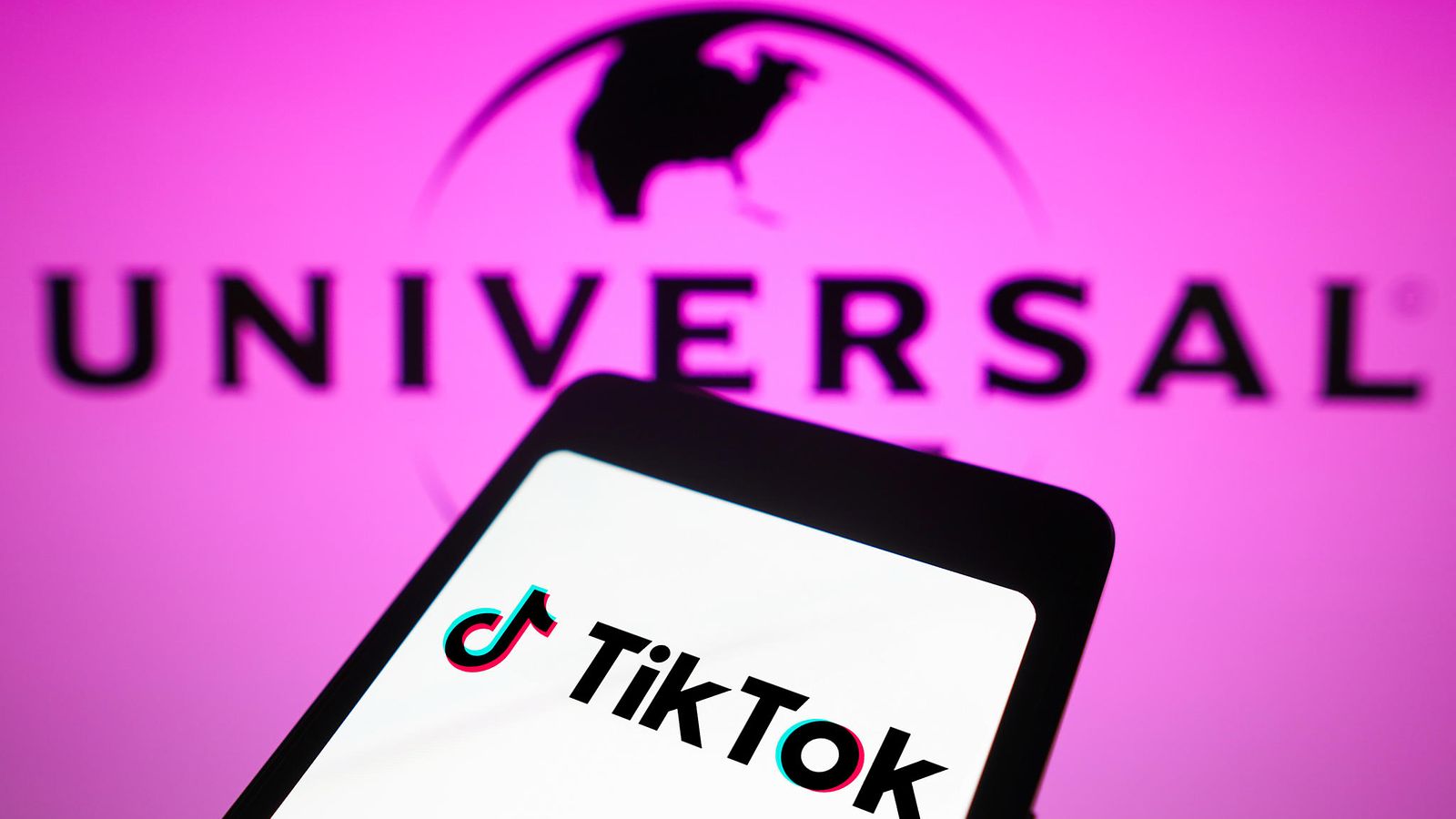 AOP kuvituskuva Universal Music vs Tiktok 2024