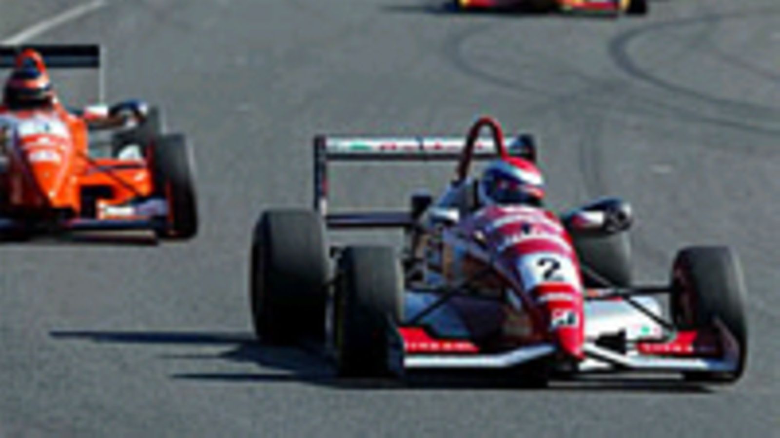 Henri Niskanen ajaa F3-sarjaa kaudella 2002, Photo: Akkry.fi