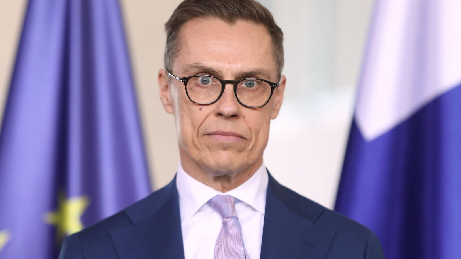 Tasavallan presidentti Alexander Stubb kuvattuna 8.toukokuuta Saksassa.