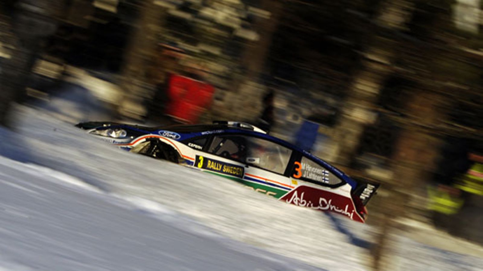 Mikko Hirvonen Ruotsin MM-rallissa.