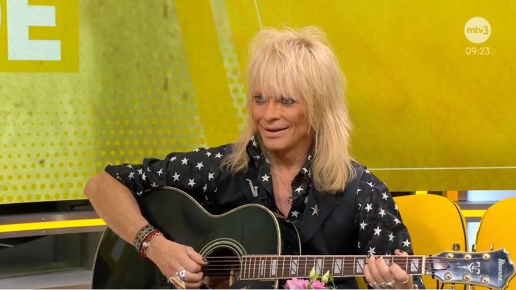 Rocktähti Michael Monroe oppi englannin yksinkertaisella keinolla – "Nykyään painetaan vain nappia"