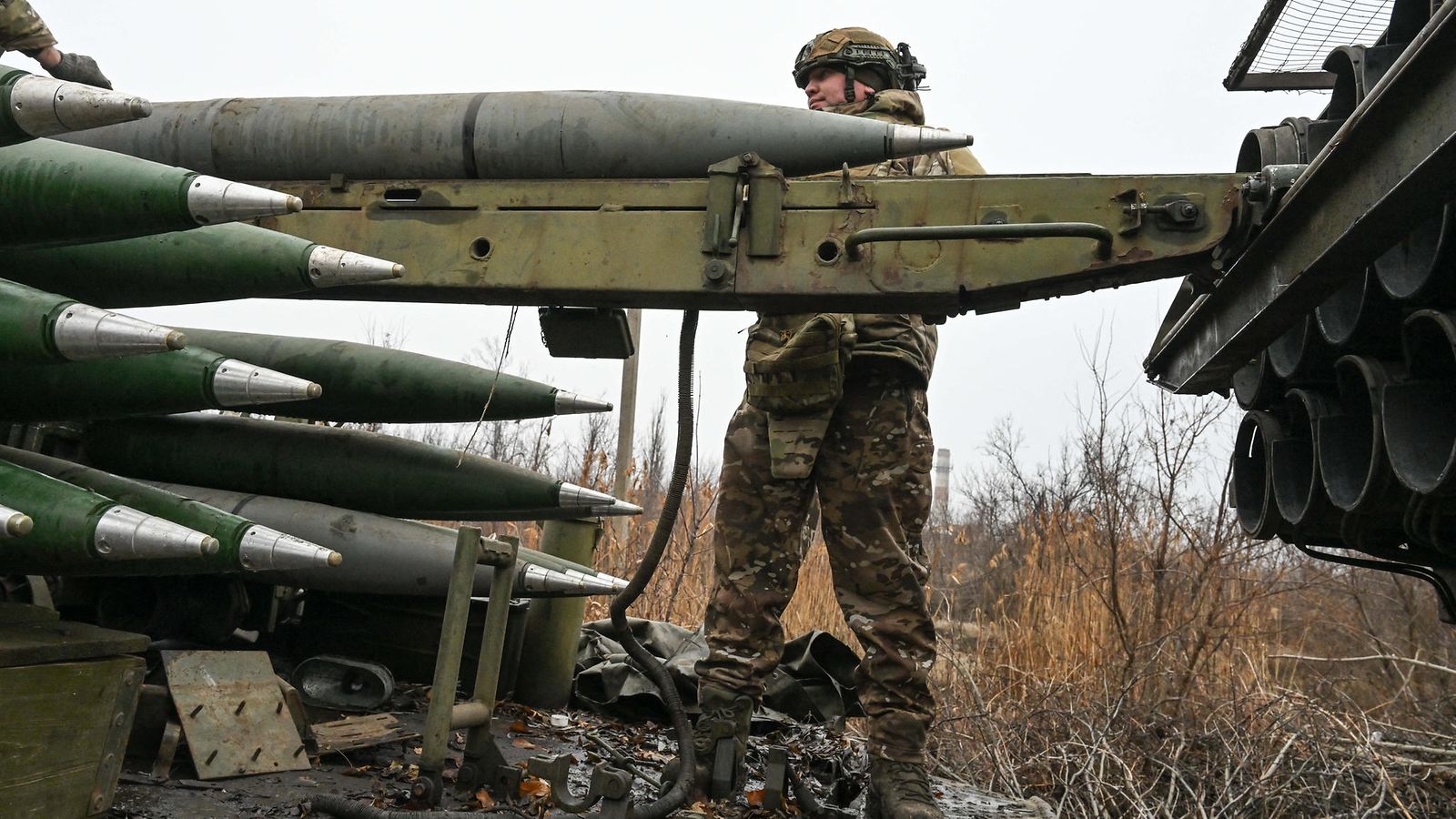 Venäjän raketinheitin Pokrovskin suunnalla Ukrainassa joulukuussa.