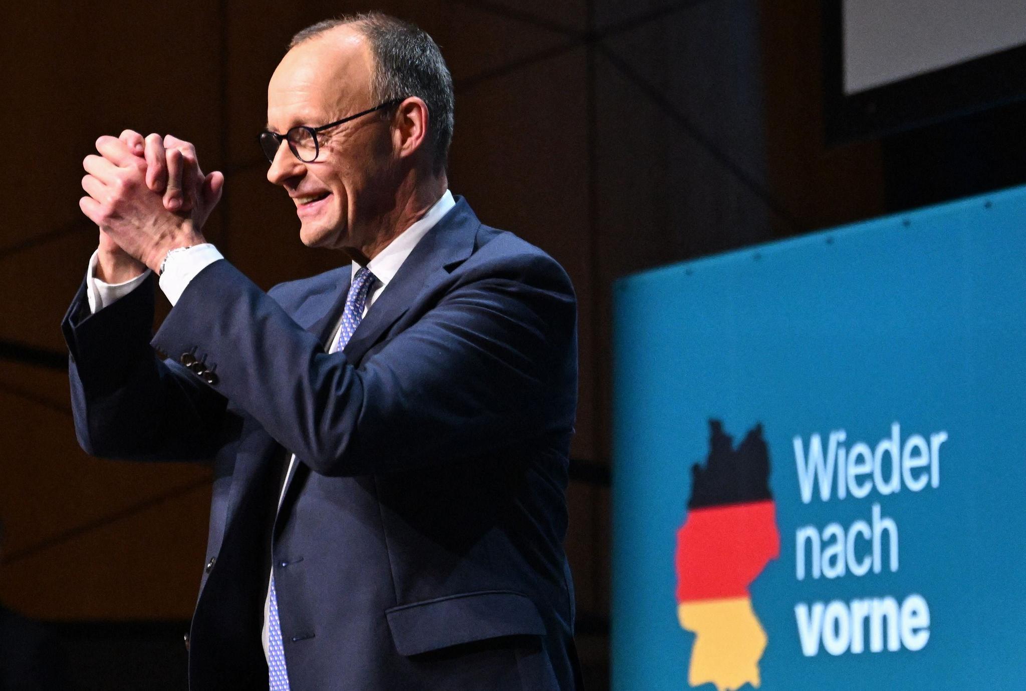 Todennäköiseltä vaalivoittajalta, CDU:n johtajalta Friedrich Merziltä odotetaan paljon, jollei peräti ihmeitä.