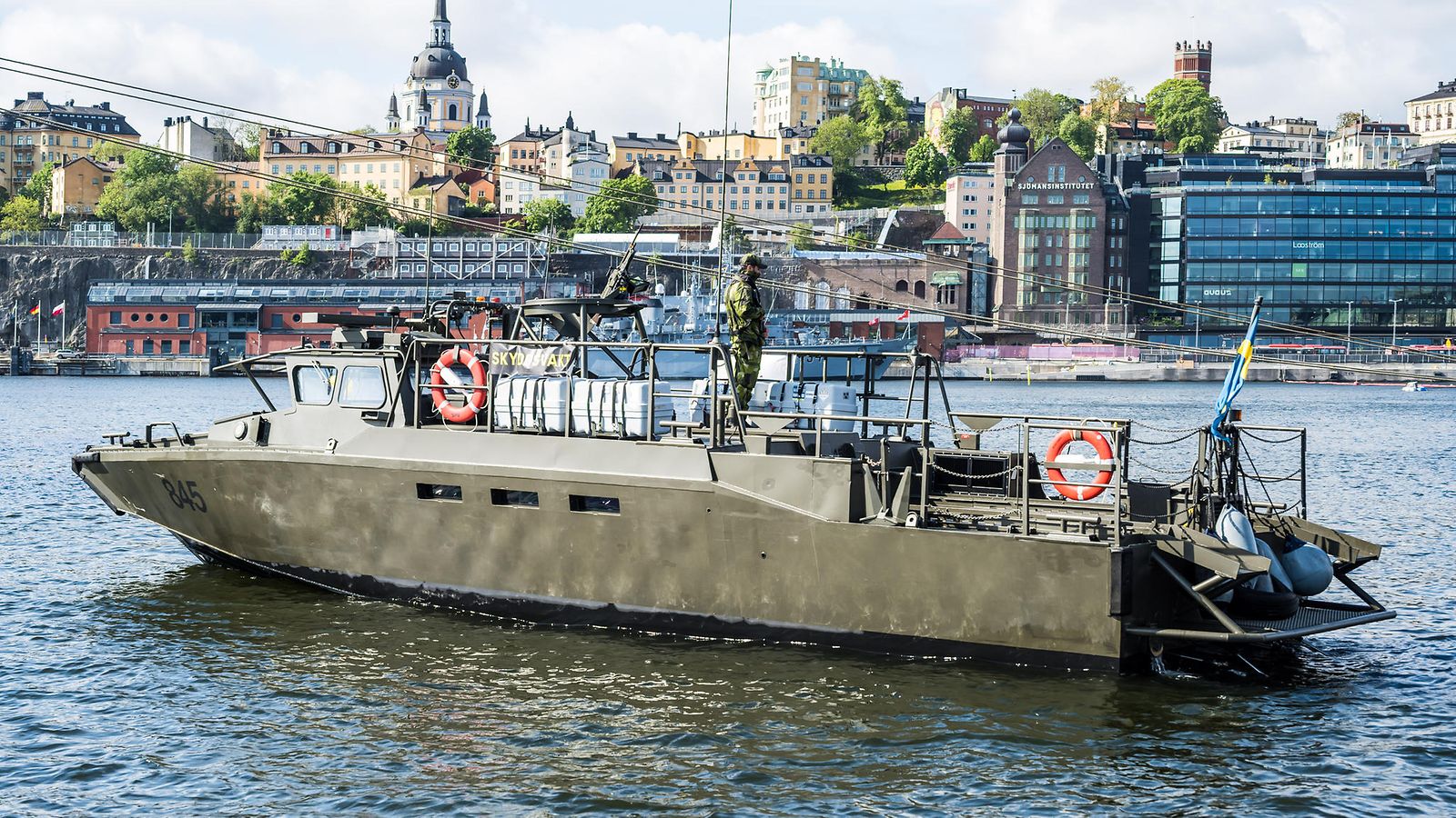 AOP Stridsbåt 90H