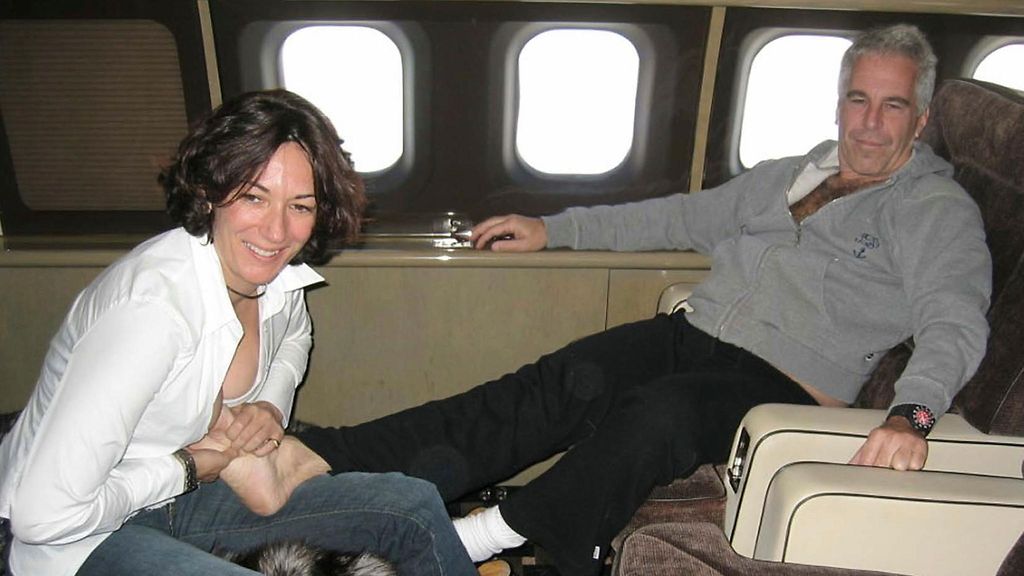 NBC: Ghislaine Maxwell yrittää saada Trumpilta lievennystä seksuaalirikostuomioonsa