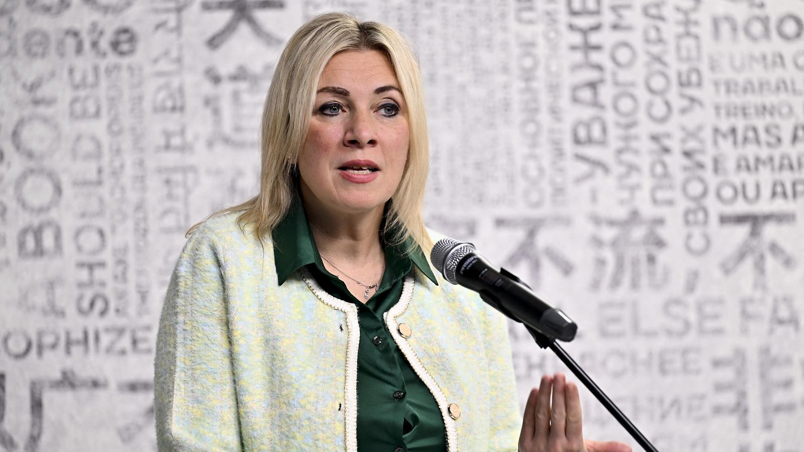 AOP Maria Zaharova
