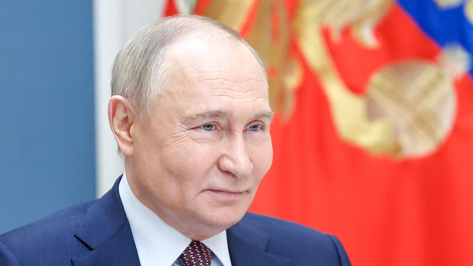 Vladimir Putin AOP (1)