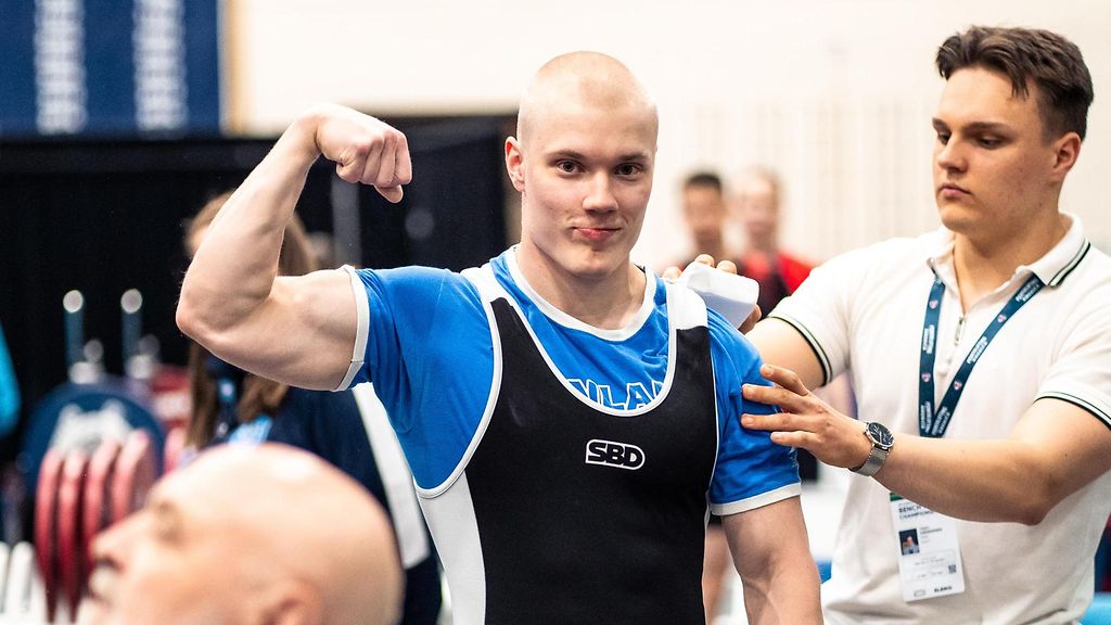 Julmat raudat: Suomalainen Anton, 23, teki maailmanennätyksen ja voitti MM-kultaa
