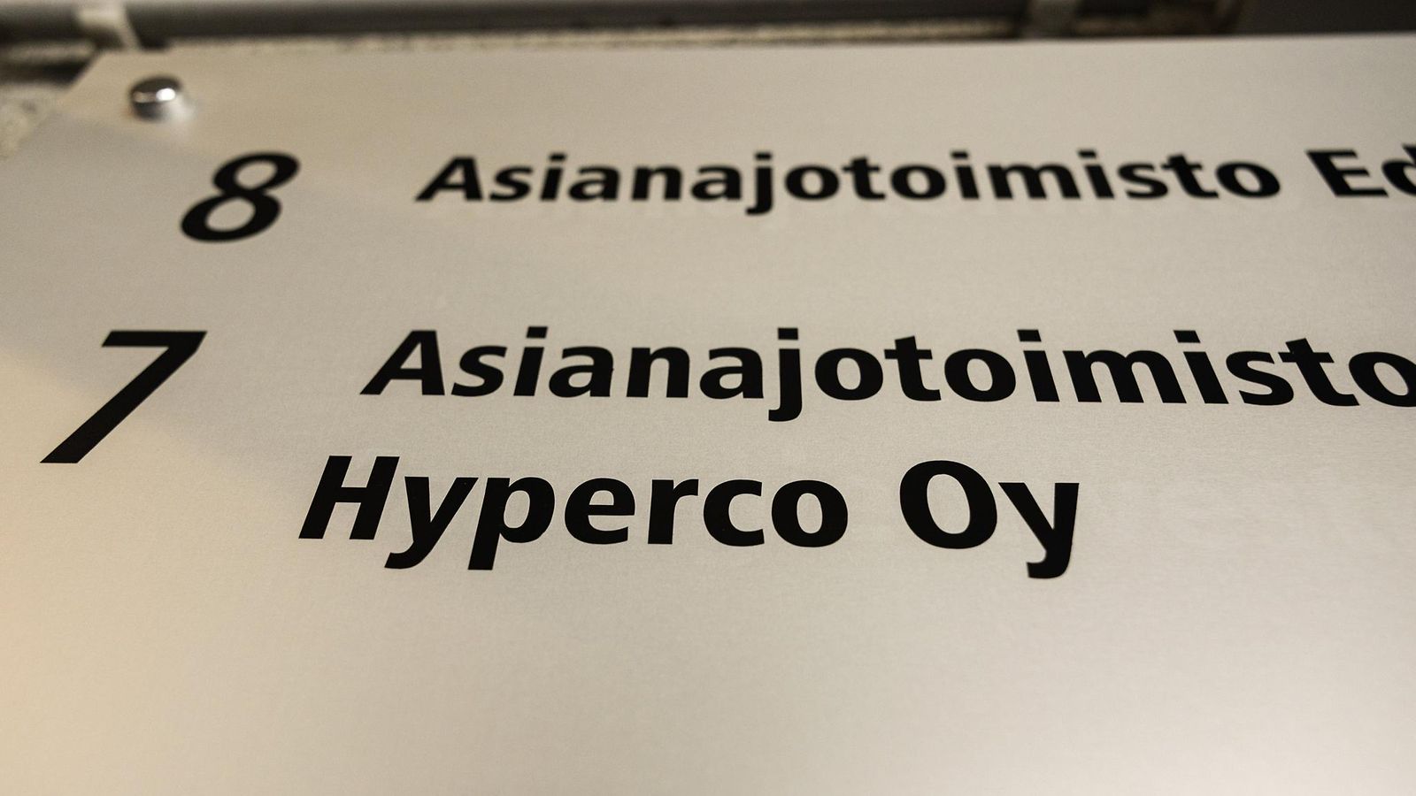 Kiinteistösijoitusyhtiö Hypercon tilat toimistorakennuksessa Eteläesplanadilla Helsingissä 7. toukokuuta 2025