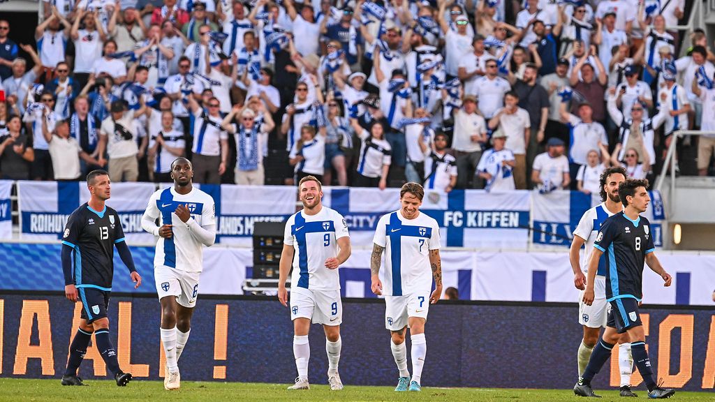 Huuhkajille arvottiin poliittinen ongelma – "Äärimmäisen pettyneitä"