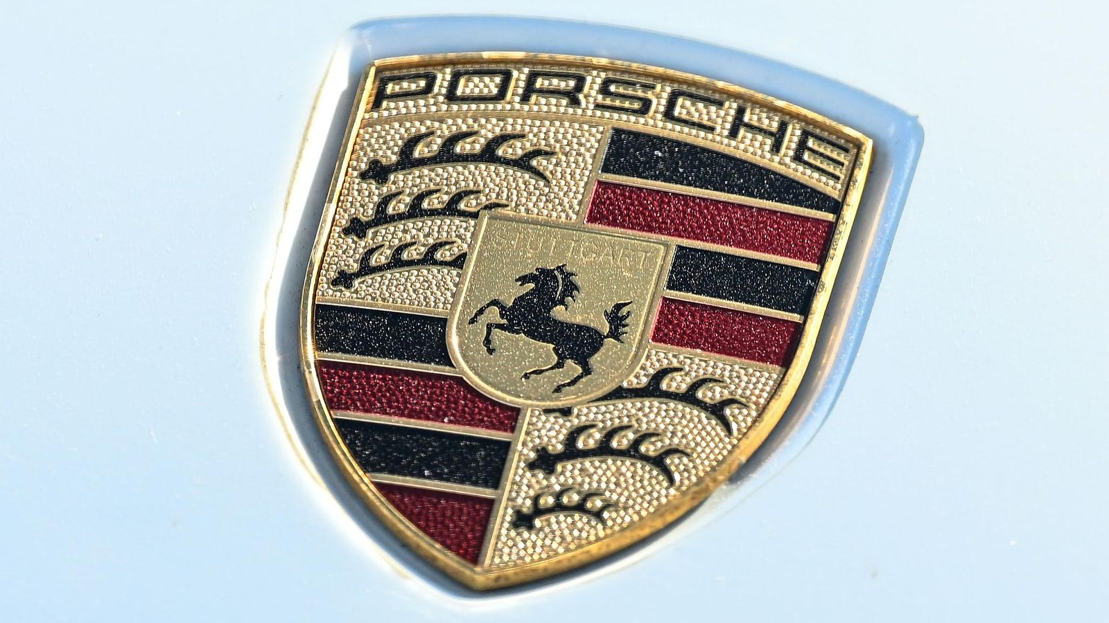 Porsche AOP