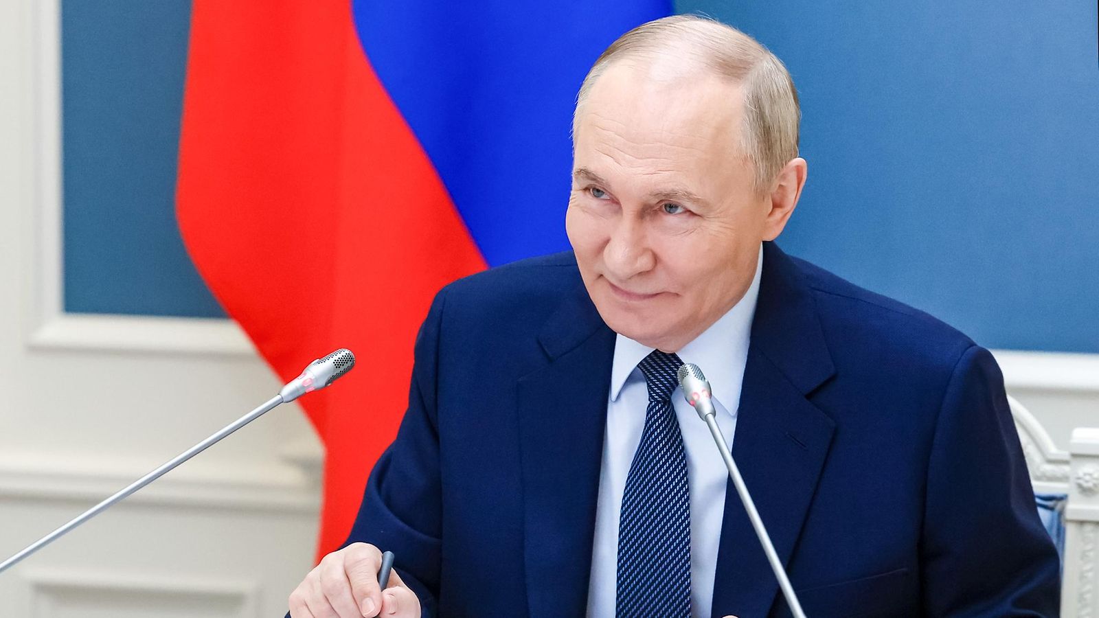 AOP Vladimir Putin