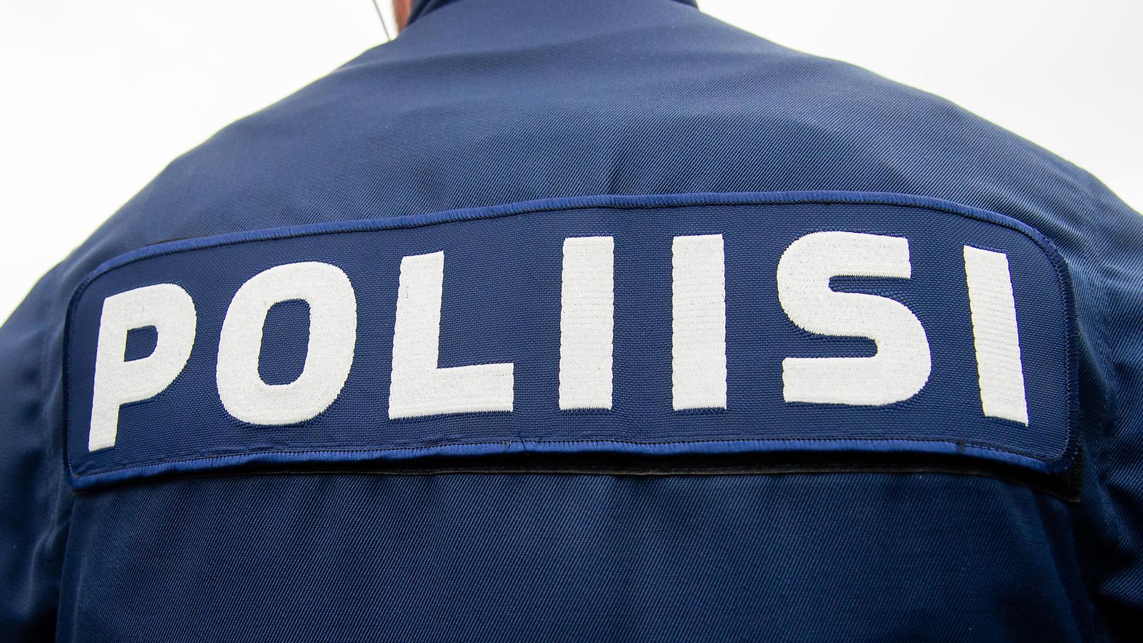 1806 AOP poliisikuvitusta