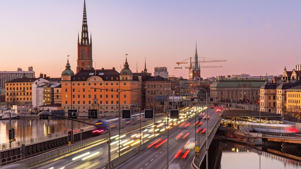 Aftonbladet: Ruotsin hovin entistä työntekijää epäillään seksuaalirikoksista