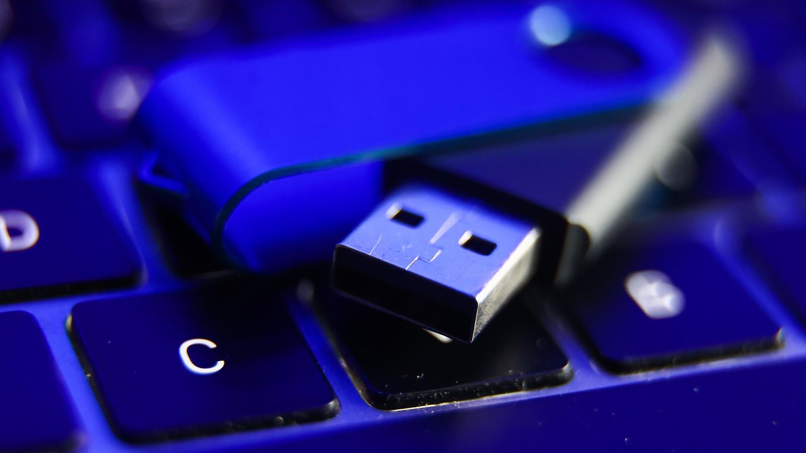 AOP muistitikku usb 10.13747925d