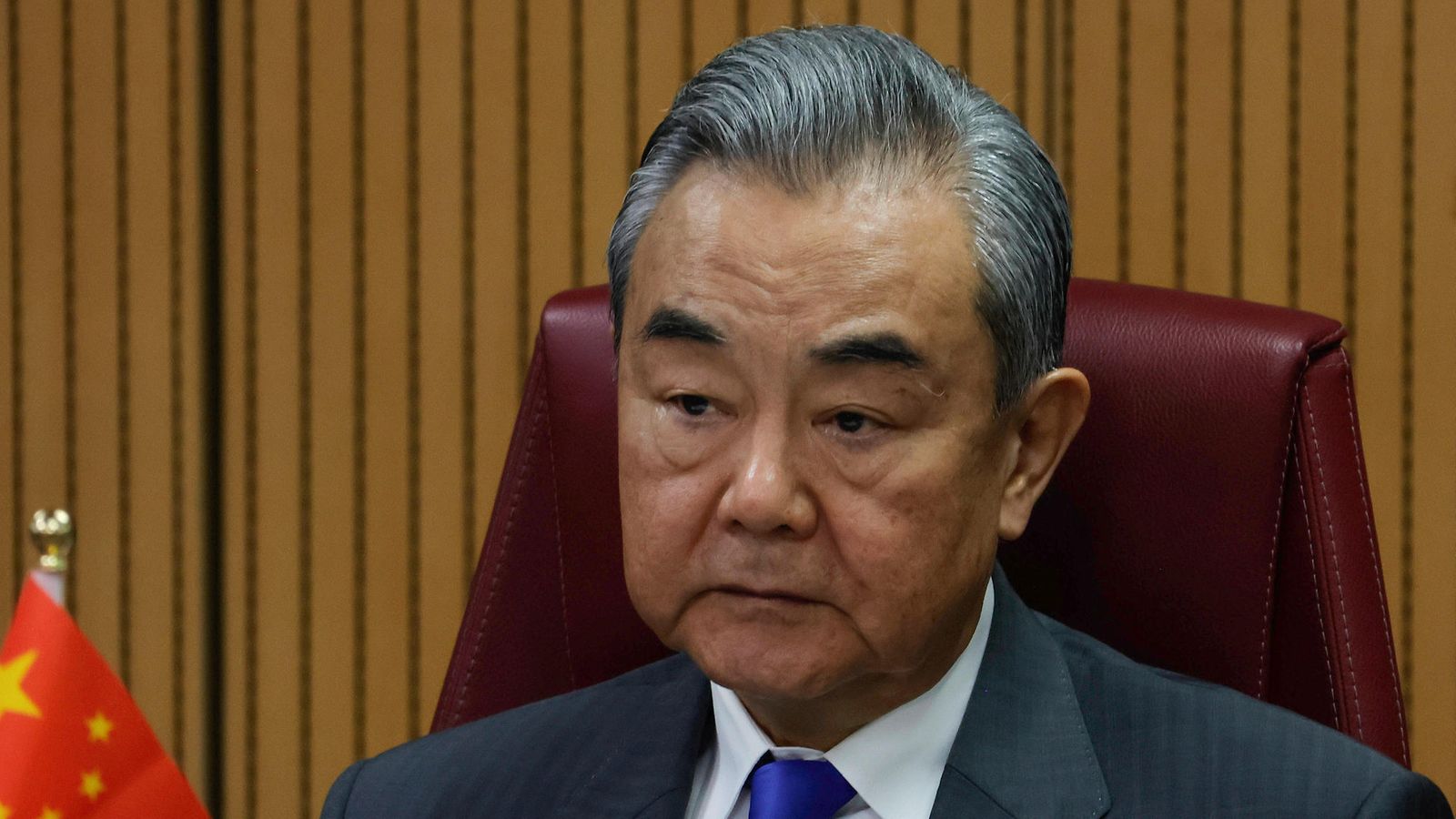 AOP wang yi