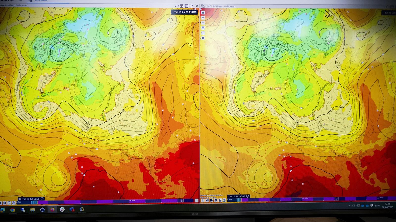 LK 280625 Vasemmalla perinteisellä sääennustusmallilla tehty ennuste ja oikealla tekoälymallilla (ECMWF:n AIFS) tehty ennuste Ilmatieteen laitoksella Helsingissä 5. kesäkuuta 2025.