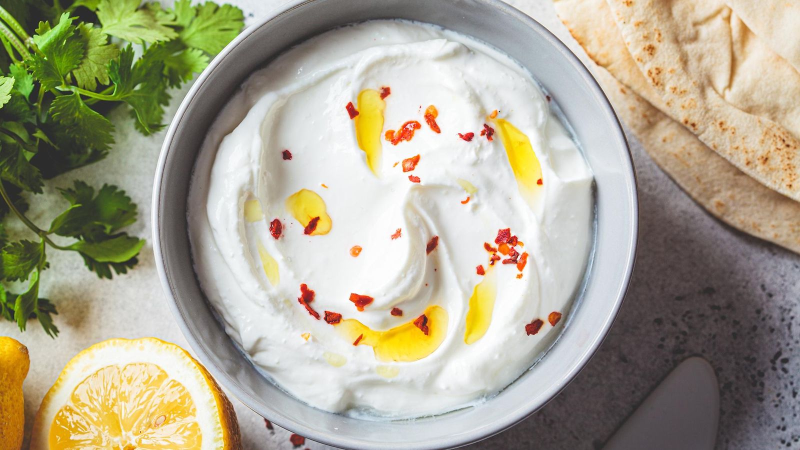 Vaahdotettu feta fetadippi