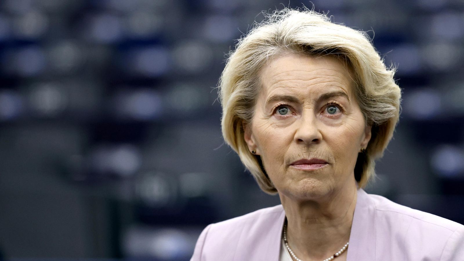 AOP von der leyen