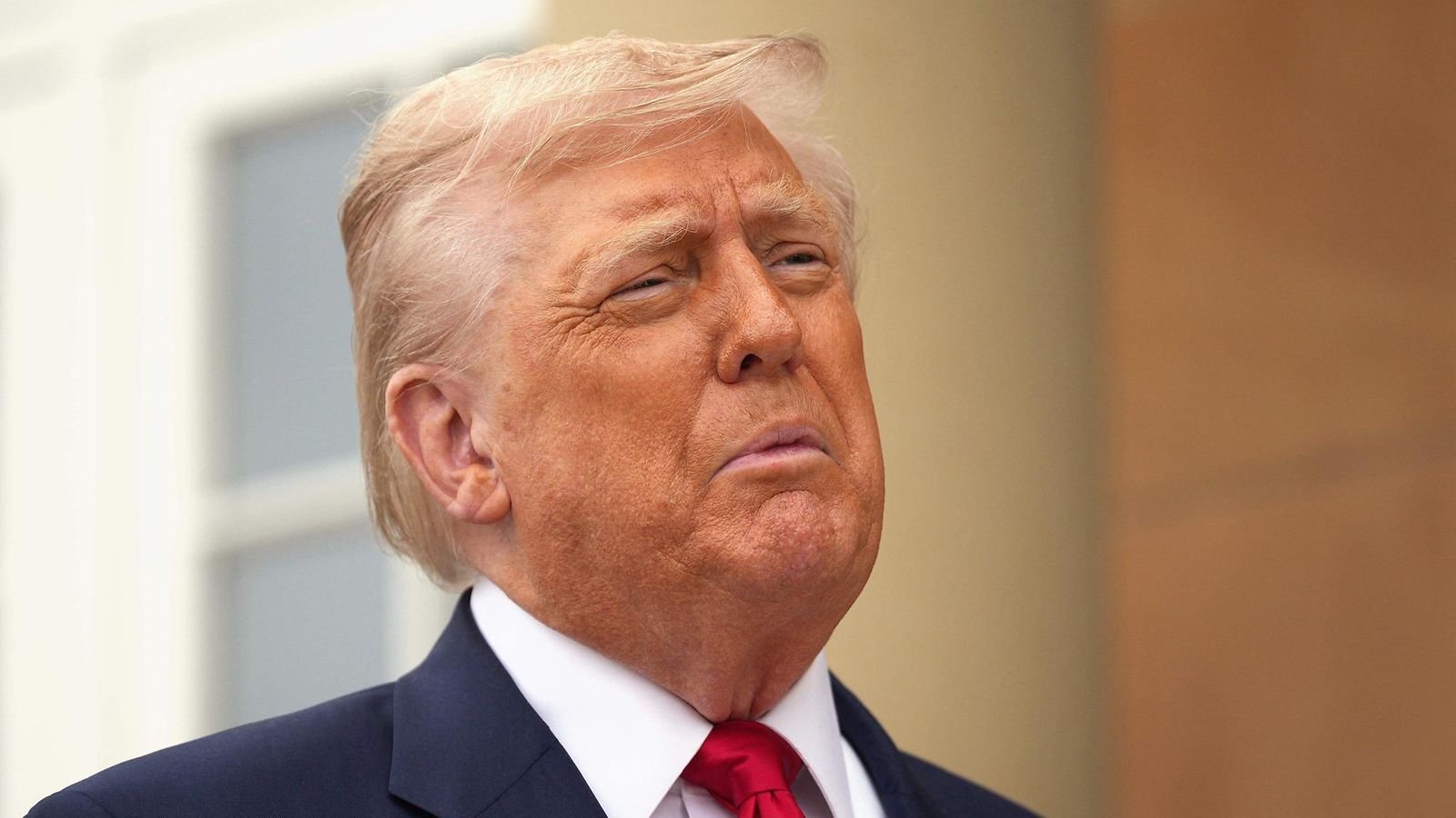 LK 28.7. Donald Trump