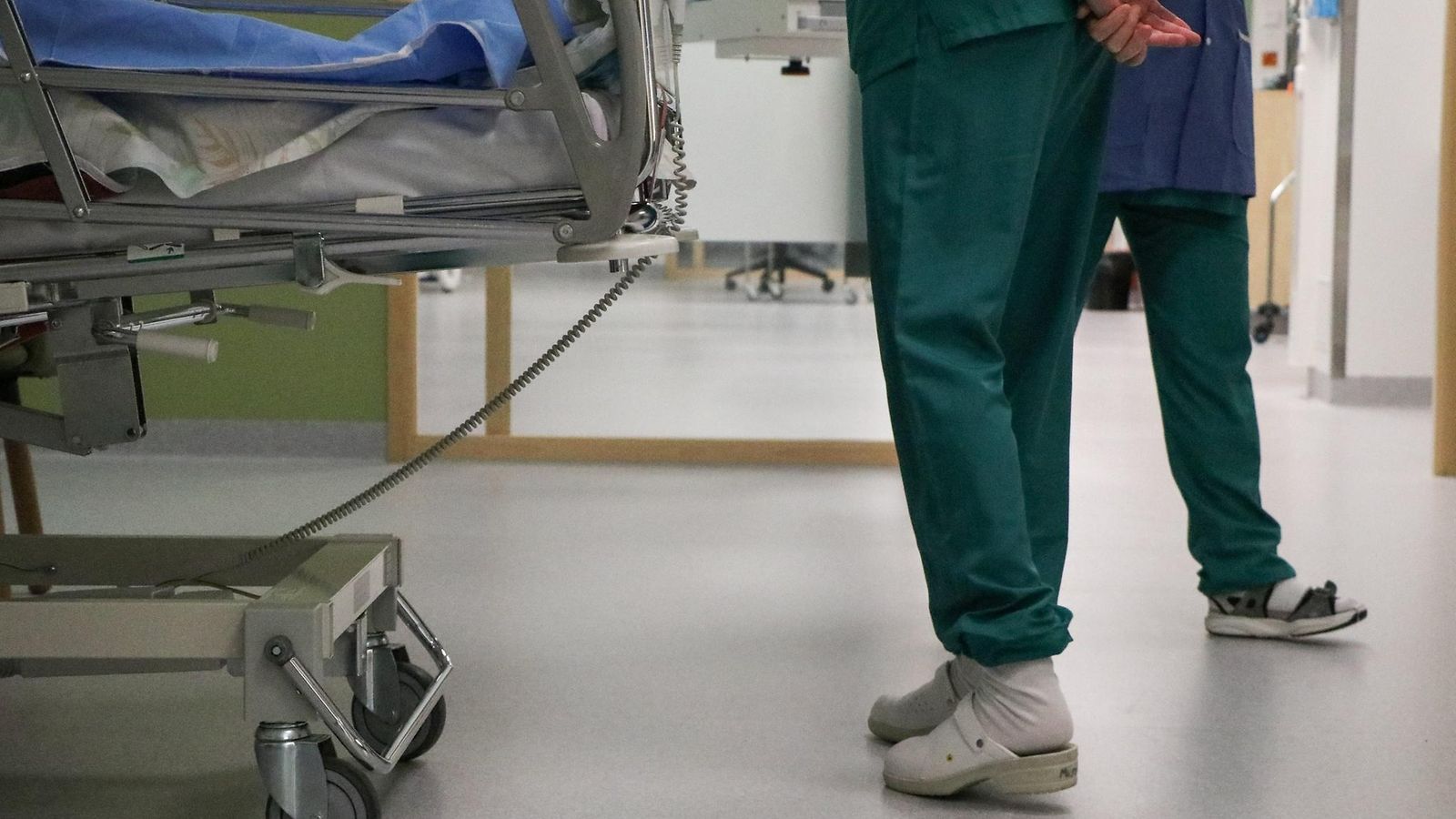 Hoitajia lasten heräämössä Turun yliopistollisen keskussairaalan (Tyks) Majakkasairaalassa 15. helmikuuta 2024.