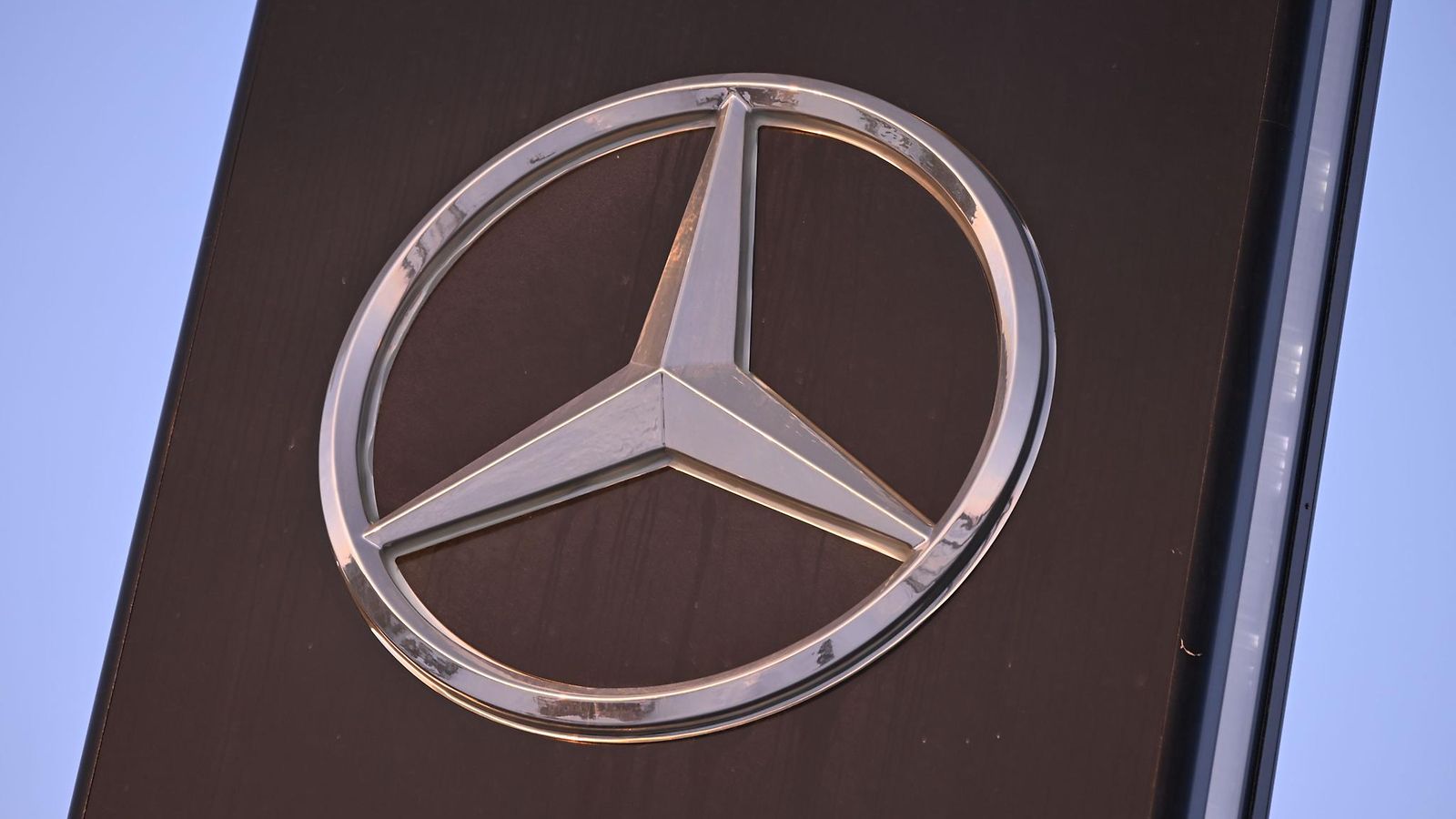 Mercedes-Benz logo AOP