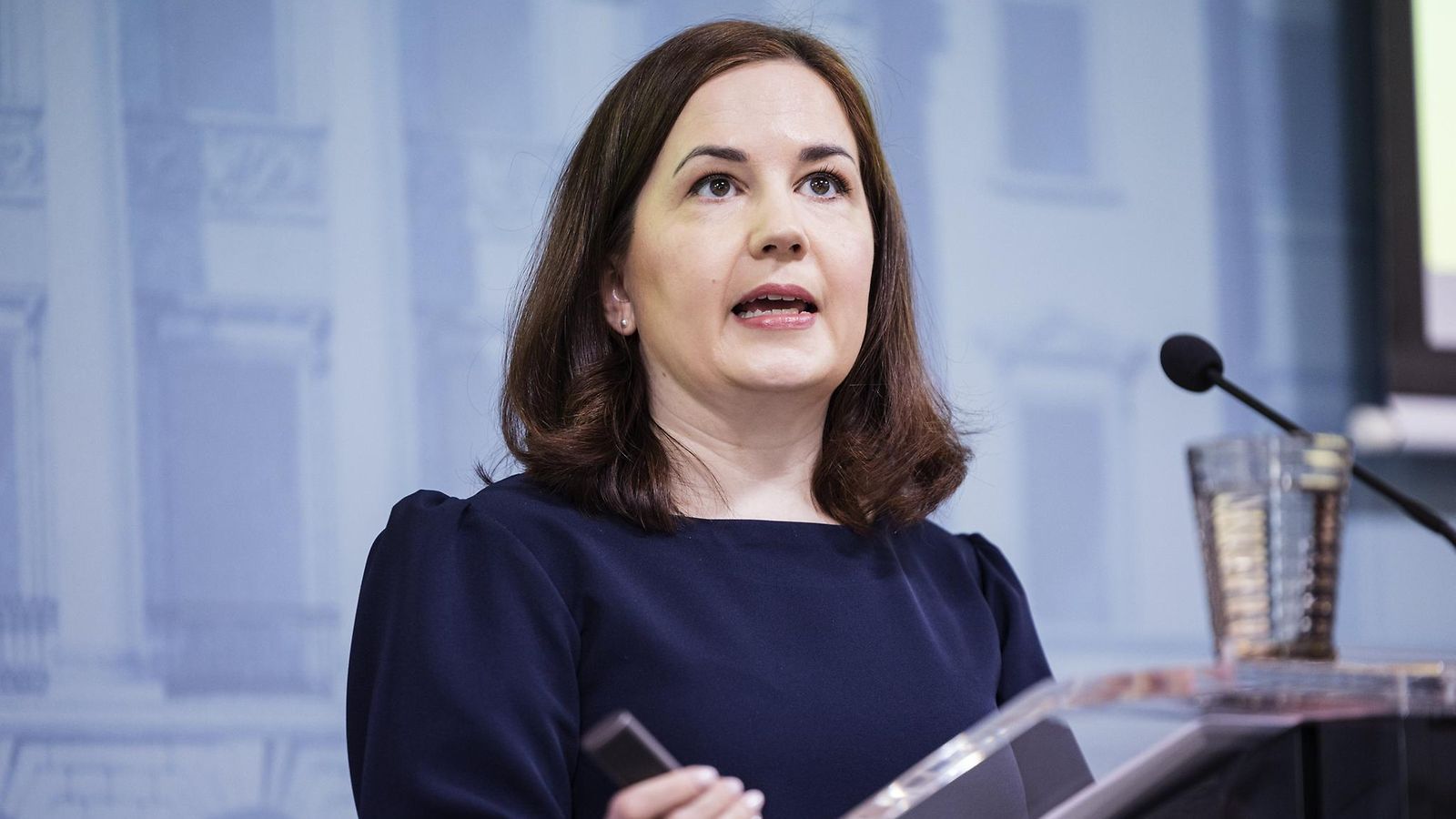 LK 14.8.2025 Sosiaaliturvaministeri Sanni Grahn-Laasonen sosiaali- ja terveysministeriön mediatilaisuudessa Helsingissä 9. toukokuuta 2025.