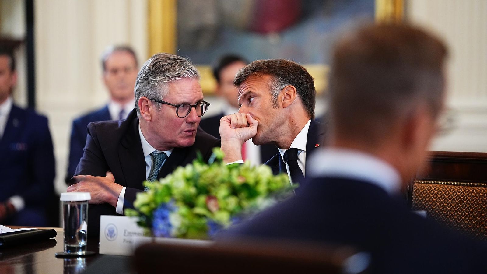 AOP starmer macron