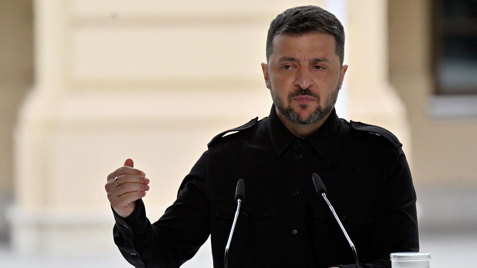 LK 24.8.2025 Ukrainan itsenäisyyspäivän puheessaan sunnuntaina Volodymyr Zelenskyi lupasi patistaa Venäjää rauhaan.