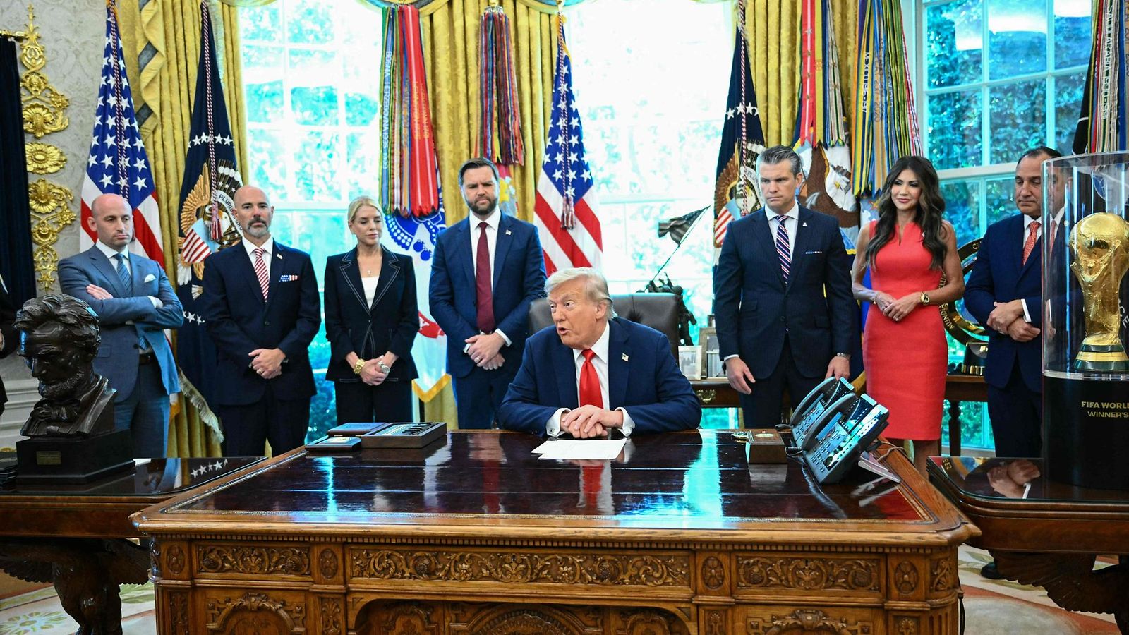 AOP trump (6)