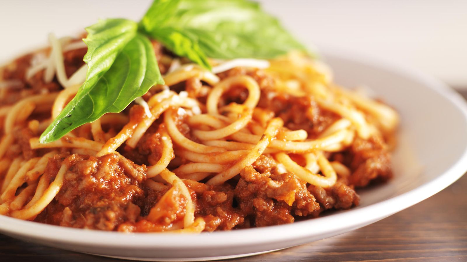 Bolognese jauhelihakastike