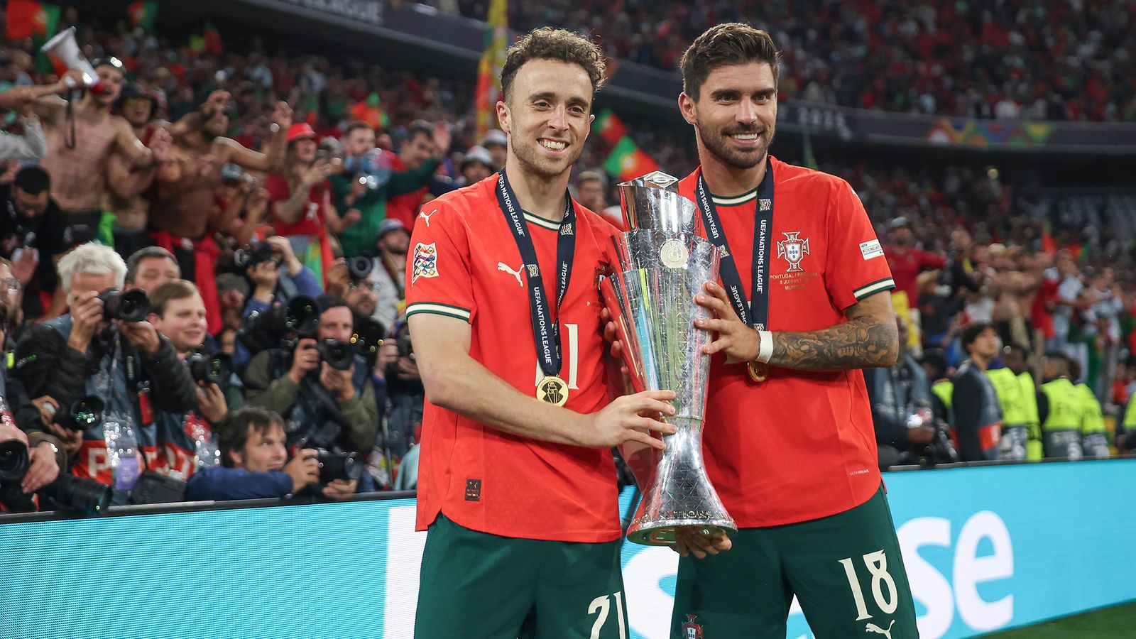 Diogo Jota & Ruben Neves