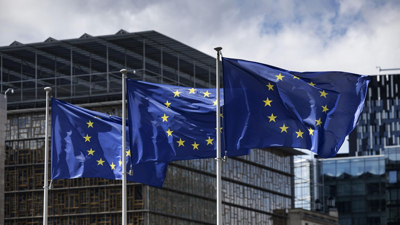 EU:n lippuja Brysselissä Belgiassa 18. syyskuuta 2023.