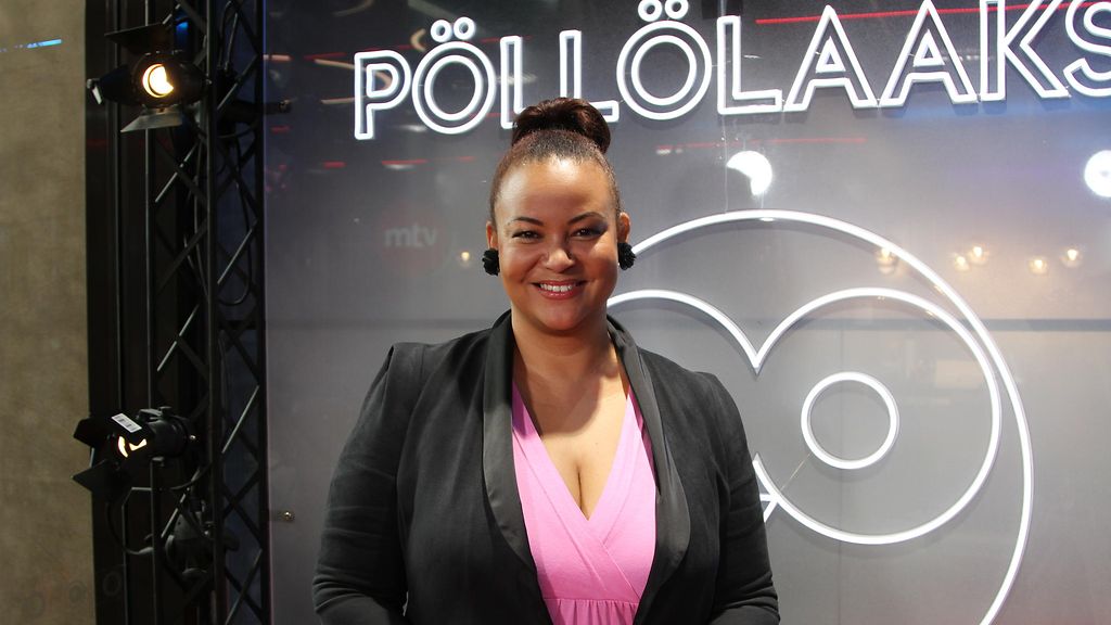 Huijarit iskivät Lola Odusogan pankkikortteihin: "Tilini tyhjeni silmissä"