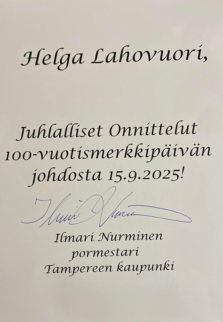 100-vuotias Helga (1)