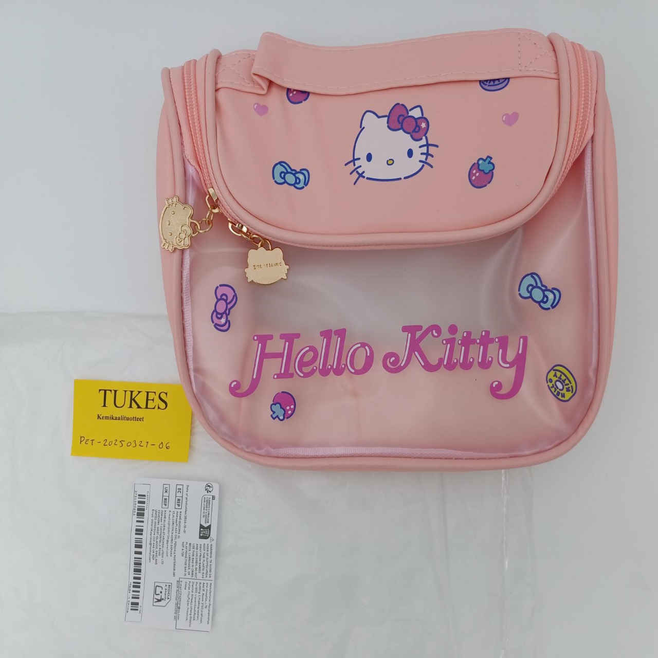 e7851f55-42b7-48e9-af30-f77c36fd8a33_PET-20250321-06 Kitty kosmetiikkalaukku