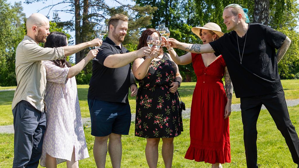 Näin Ensitreffit alttarilla -osallistujat tienasivat