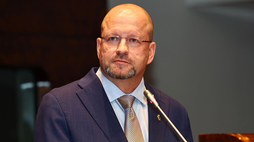 Kansanedustaja Timo Vornanen ampui baarin edustalla – vakava vaaratilanne vai varoituslaukaus? MTV seuraa oikeudenkäyntiä